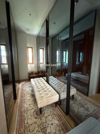 SEMI D NEAR NOVENA FOR SALE photo 3