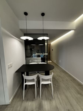 THE METROPOLITAN CONDOMINIUM photo 6