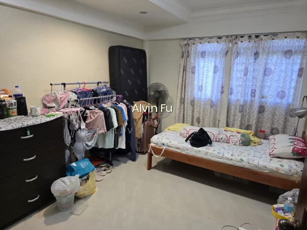 205 MARSILING DRIVE photo 3