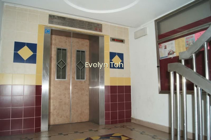 13 TELOK BLANGAH CRESCENT photo 3