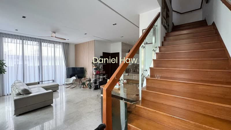 ⭐️⭐️LANDED7772@ RENOVATED 3.5STY CORNER TERRACE NEAR MRT photo 4