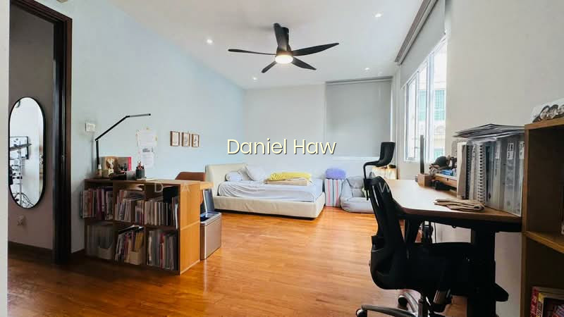 ⭐️⭐️LANDED7772@ RENOVATED 3.5STY CORNER TERRACE NEAR MRT photo 5