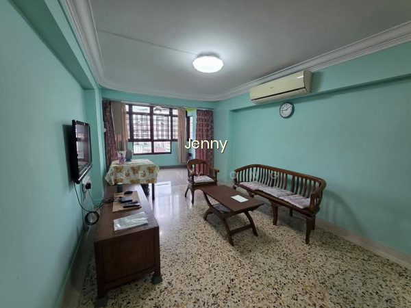 83 WHAMPOA DRIVE photo 2