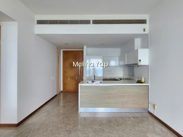 MARINA BAY RESIDENCES photo 5