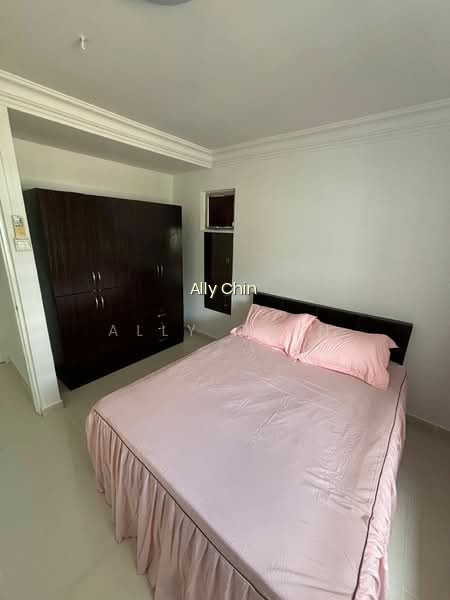 718 YISHUN STREET 71 image 1 of 9