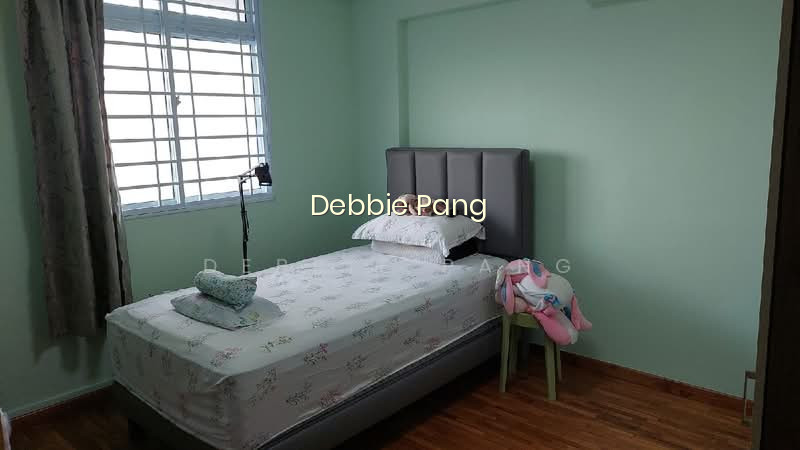 24 EUNOS CRESCENT photo 2