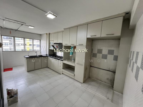 648 ANG MO KIO AVENUE 5 photo 5