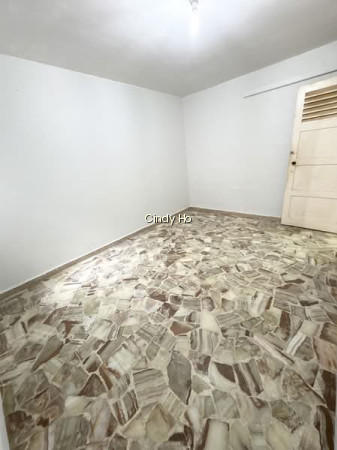 114 HO CHING ROAD photo 6
