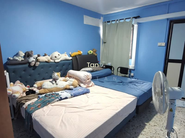 202 MARSILING DRIVE photo 5