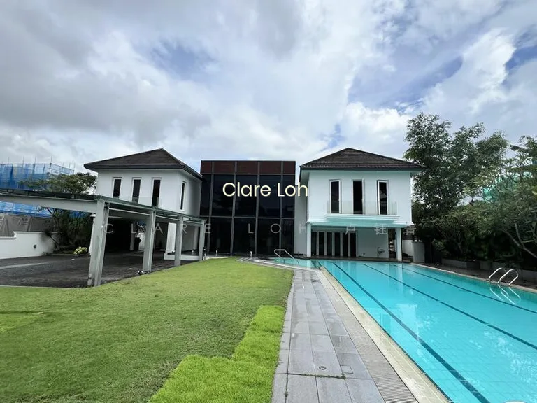 8.9533345 Stunning GCB With Lawn, Pool and Built in Lift for Rent image 1 of 10
