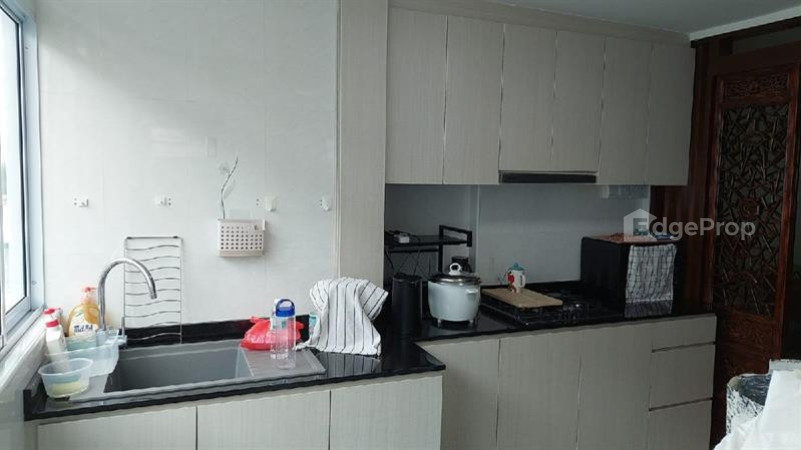 24 EUNOS CRESCENT photo 6