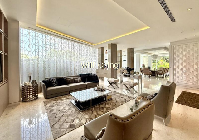 REBUILT MODERN DETACHED WITH LIFT & POOL IN DISTRICT 10 photo 2