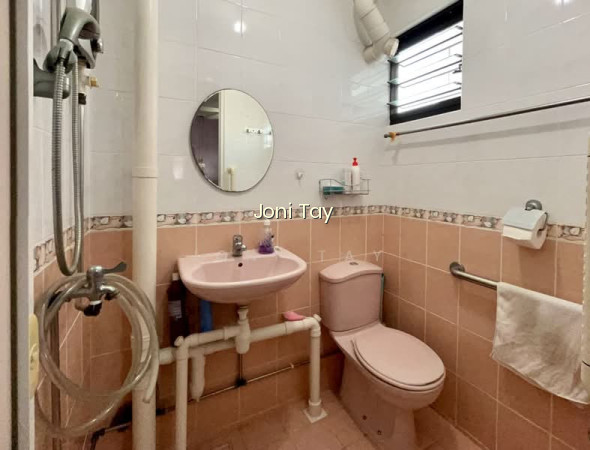 610 ANG MO KIO AVENUE 4 photo 5