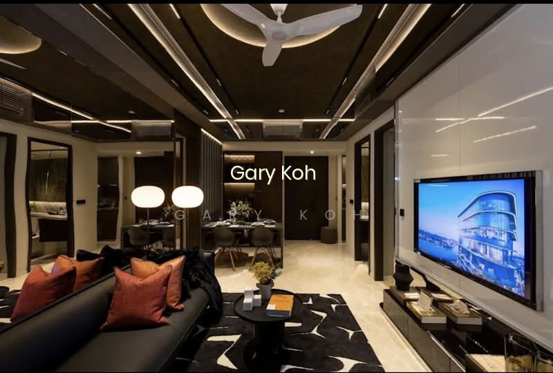 NEWPORT RESIDENCES photo 6
