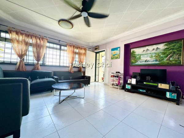 318 TAMPINES STREET 33 photo 2