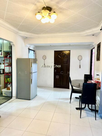 318 TAMPINES STREET 33 photo 3