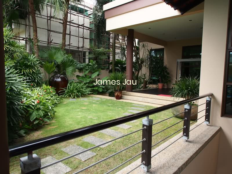 WALK TO BOTANIC GARDENS AND STEVENS MRT! BEAUTIFUL ELEVATED 2 STOREY BUNGALOW WITH BASEMENT! photo 5
