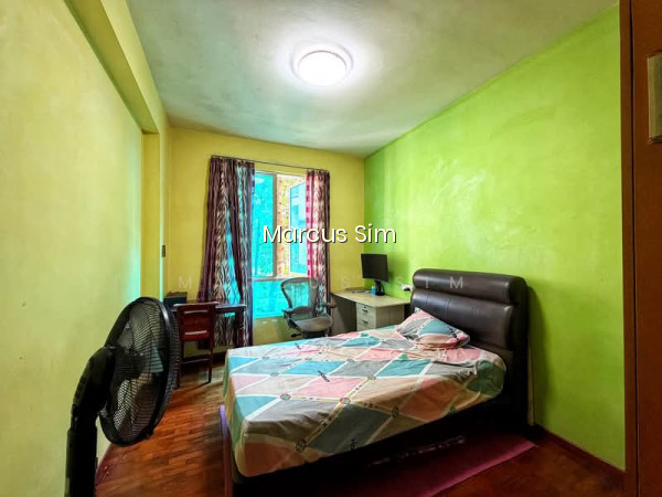 YISHUN EMERALD photo 3