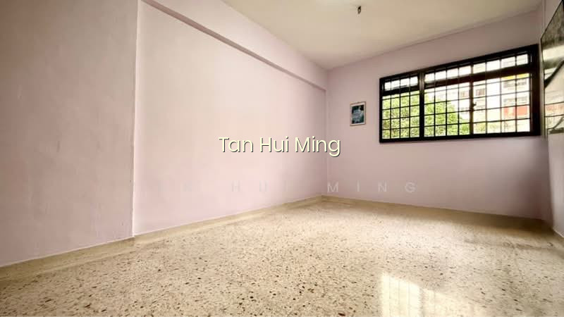 10 EUNOS CRESCENT photo 2