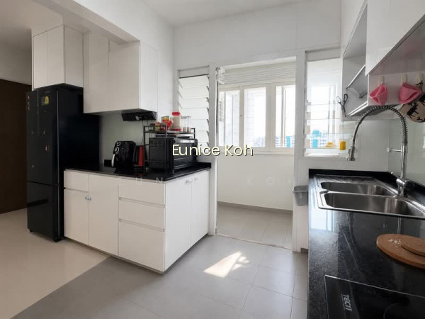 78 LORONG LIMAU photo 5