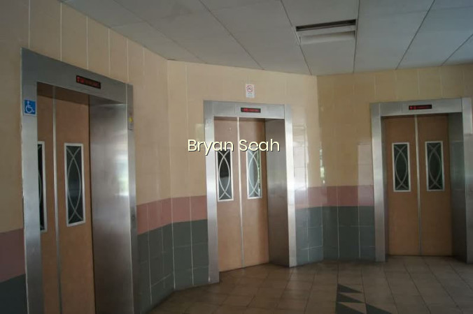 332 SEMBAWANG CLOSE photo 6