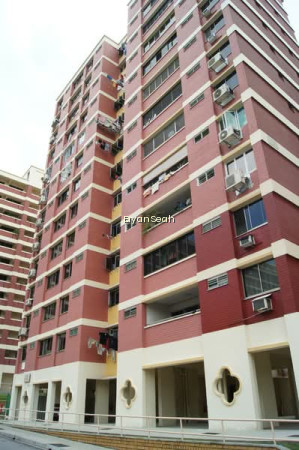 13 TOH YI DRIVE photo 3