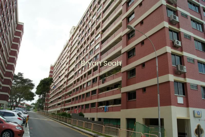 13 TOH YI DRIVE photo 4