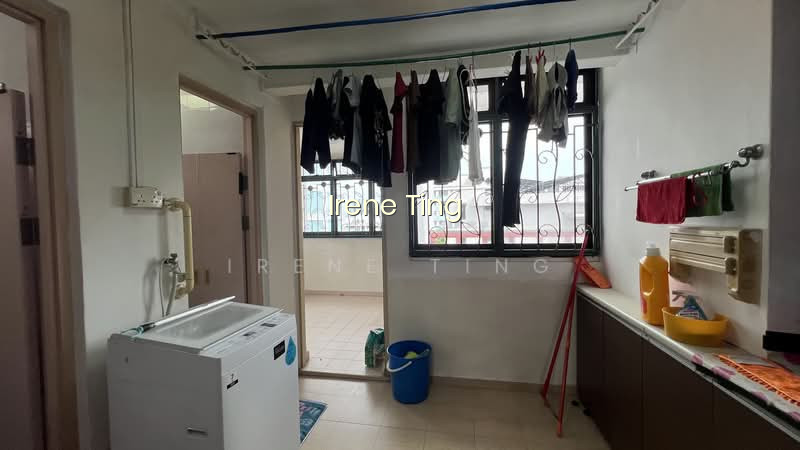26 TOA PAYOH EAST photo 2