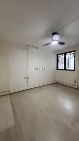 26 TOA PAYOH EAST photo 4