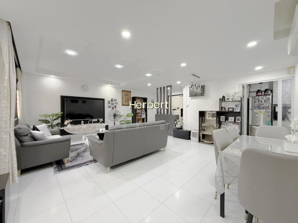 258D COMPASSVALE ROAD photo 6