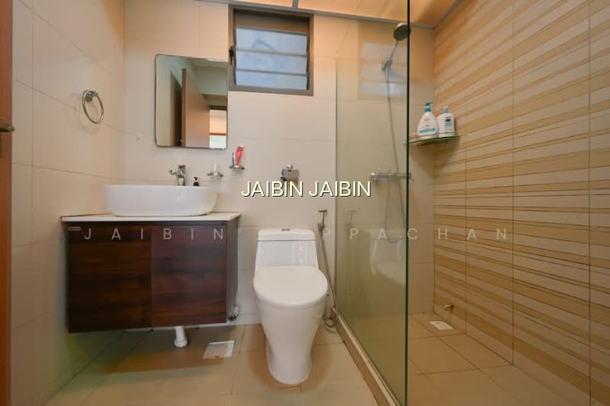 335A ANCHORVALE CRESCENT photo 5