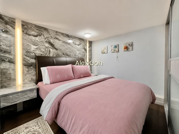NORTH PARK RESIDENCES photo 5