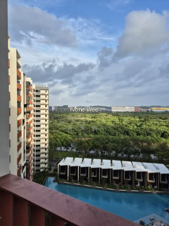 RIVERFRONT RESIDENCES photo 6