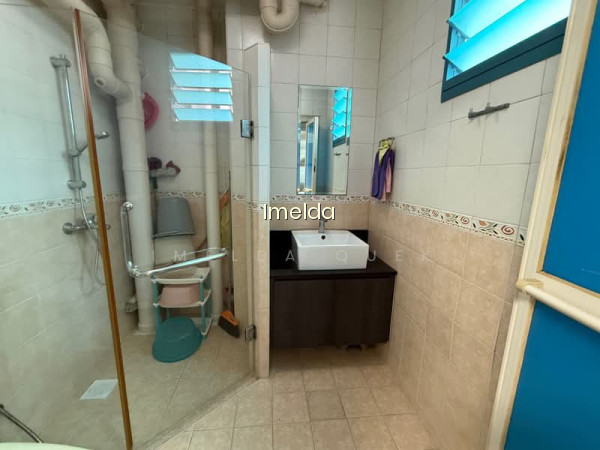 190 PUNGGOL CENTRAL photo 6