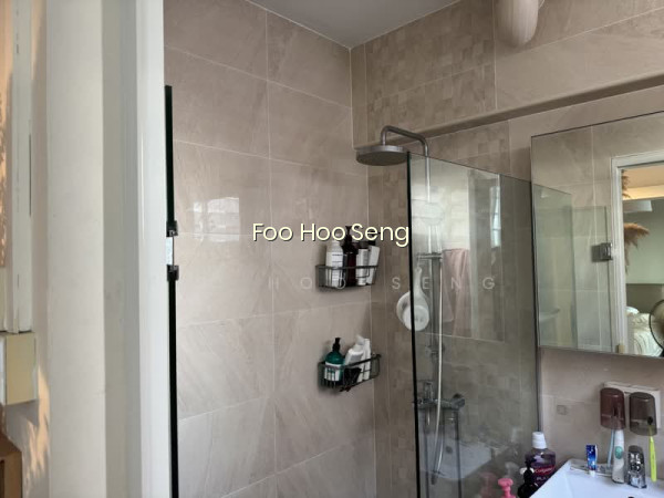 13 TOH YI DRIVE photo 4