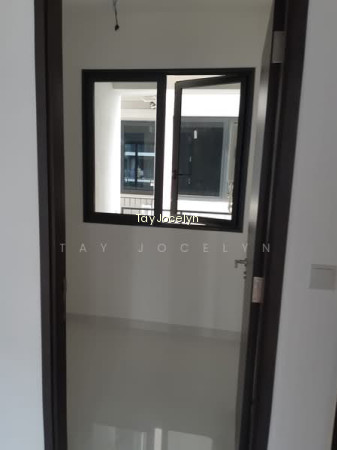NORTH PARK RESIDENCES photo 6