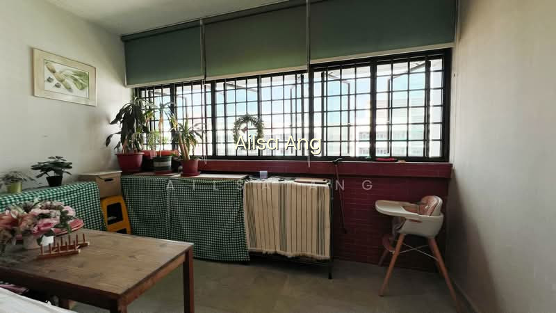 429 TAMPINES STREET 41 photo 5