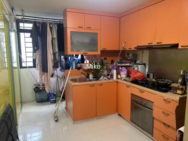 16 EUNOS CRESCENT photo 5