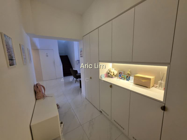 445 SIN MING AVENUE photo 3