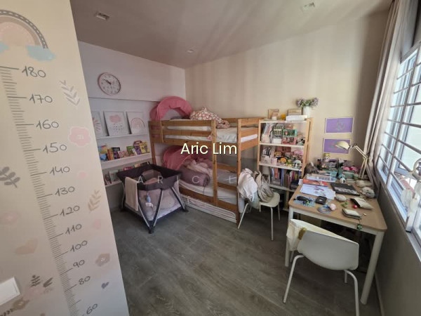 445 SIN MING AVENUE photo 5