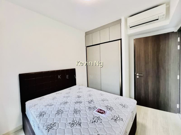 RIVERFRONT RESIDENCES photo 6
