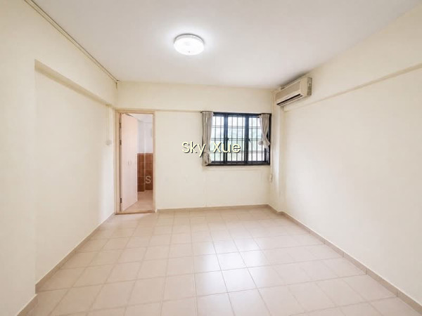 109 TAMPINES STREET 11 photo 4