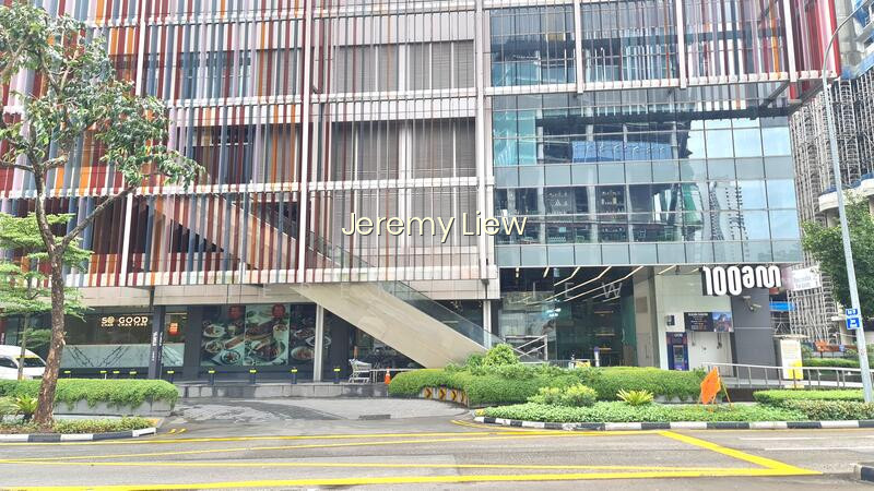ONE BERNAM photo 2