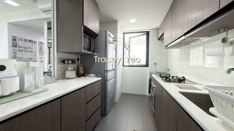 RIVERPARC RESIDENCE photo 5