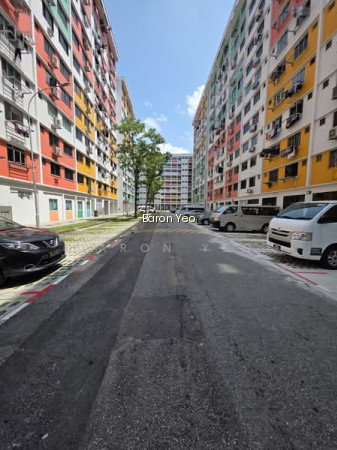 749 JURONG WEST STREET 73 photo 3