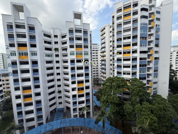227C COMPASSVALE DRIVE photo 2