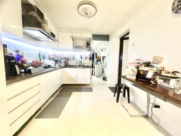 52 KENT ROAD photo 2