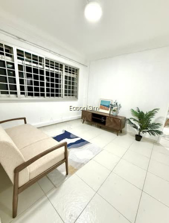 669 WOODLANDS RING ROAD photo 5