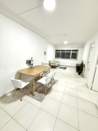 669 WOODLANDS RING ROAD photo 6