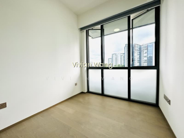LEEDON GREEN photo 5